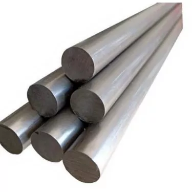 Thanh thép tròn có bề mặt nhẵn để gia công